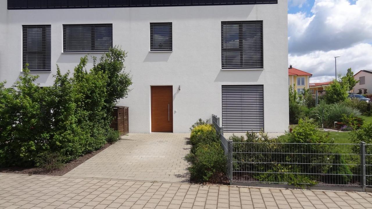 2-Zimmer-Wohnung Bei Nuernberg Mit S-Bahn-Anschluss Postbauer-Heng Εξωτερικό φωτογραφία